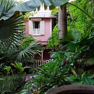 Inn Pink Plantation House ***