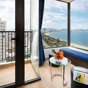 4* Hotel Crown