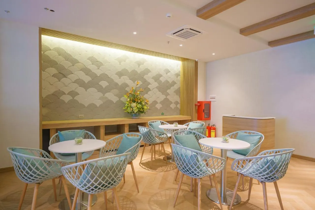Sen Viet Premium Hotel Nha Trang 4*,