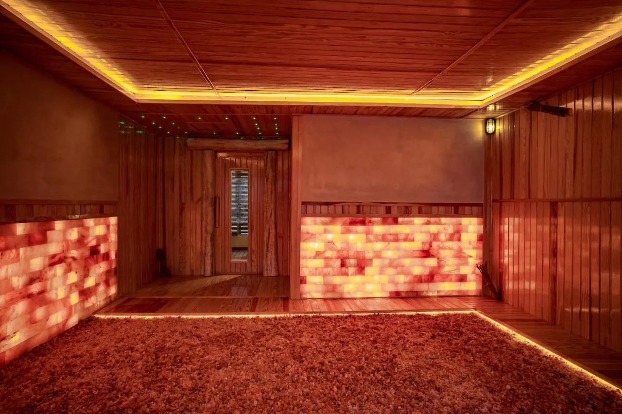 Sen Viet Premium Hotel Nha Trang 4*,