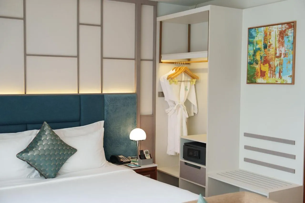 Seaesta Nha Trang Hotel